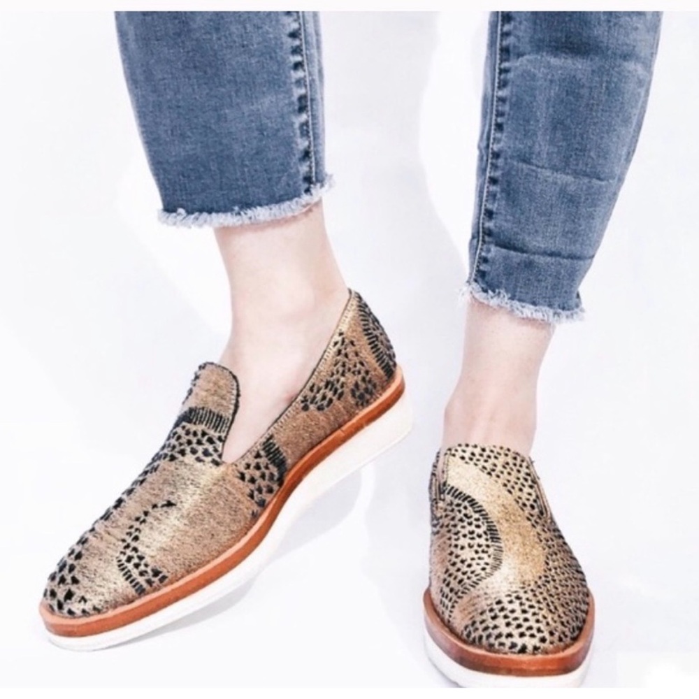 Free People Snake Eyes Gold Platform Loafers EU 38 US8